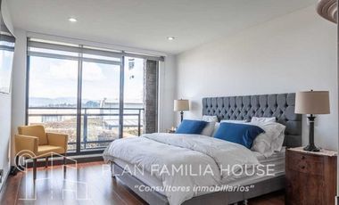 Casa en cota, club house, esquinera, zona verde, Serrato