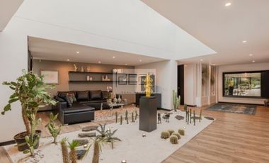 Venta Casa en Alto de las Palmas Envigado