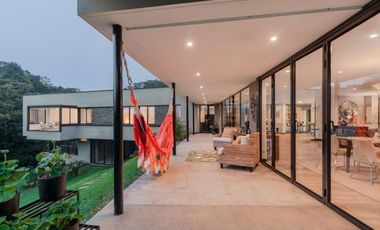 Venta Casa en Alto de las Palmas Envigado