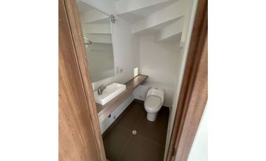 VENTA DE CASA EN CIUDAD COUNTRY JAMUND VALLE