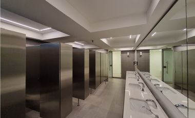 Arriendo Oficina Piso completo en North Point Torre E de 1048 m²