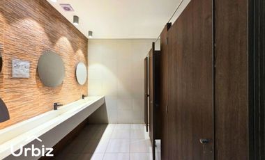 Arriendo Oficina Piso completo en North Point Torre E de 1048 m²