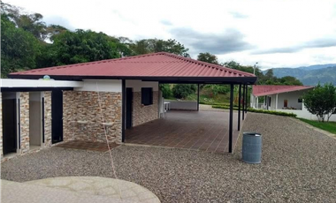 GIA 349 VENTA DE FINCA HOTEL EN LA MESA CUNDINAMARCA
