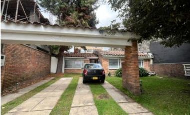 CASA EN ARRIENDO - USO COMERCIAL | CEDRITOS