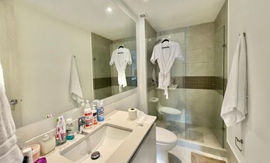 Apartamento para la renta amoblada en el Poblado, loma Televid piso 23