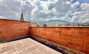 Edificio para inversión en venta, Envigado, cerca al parque san josé