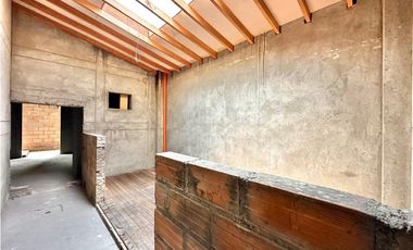 Edificio para inversión en venta, Envigado, cerca al parque san josé