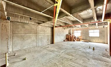 Edificio para inversión en venta, Envigado, cerca al parque san josé