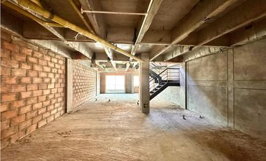 Edificio para inversión en venta, Envigado, cerca al parque san josé