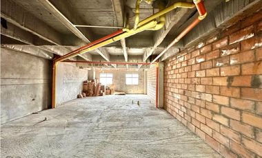 Edificio para inversión en venta, Envigado, cerca al parque san josé