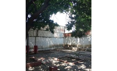 SE VENDE AMPLIA CASA EN EL BARRIO JARDIN, SANTA MARTA