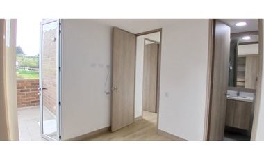 Se arrienda apartamento ubicado en el municipio de La Ceja Antioquia.
