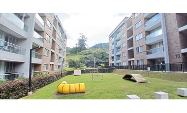 Se arrienda apartamento ubicado en el municipio de La Ceja Antioquia.
