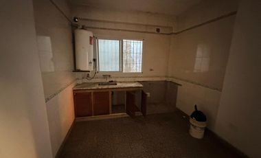 Alquiler PH de 3 amb en Victoria