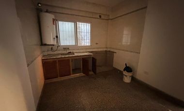 Alquiler PH de 3 amb en Victoria