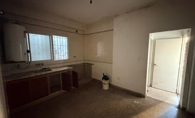 Alquiler PH de 3 amb en Victoria