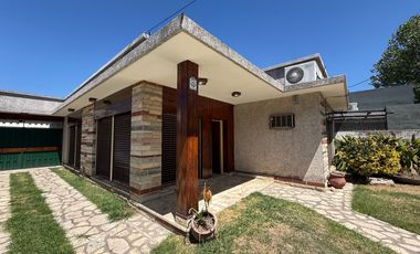 Casa en alquiler Moron