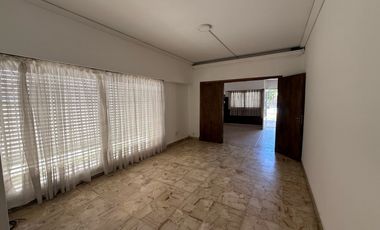 Casa en alquiler Moron