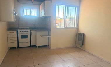 Departamento 2 piso por escalera