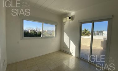 Casa en alquiler con 3 dormitorios en San Isidro Labrador