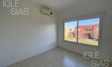Casa en alquiler con 3 dormitorios en San Isidro Labrador