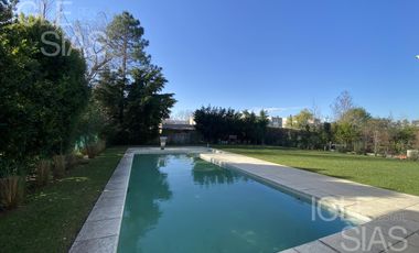 Casa en alquiler con 3 dormitorios en San Isidro Labrador