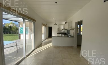 Casa en alquiler con 3 dormitorios en San Isidro Labrador