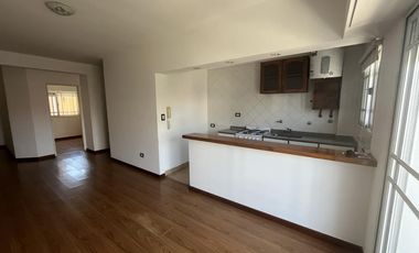 Departamento en Martinez, dos ambientes con balcón. Luminoso!! Apto credito y profesional
