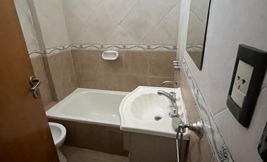 Departamento en Martinez, dos ambientes con balcón. Luminoso!! Apto credito y profesional