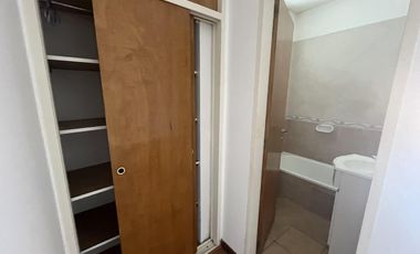 Departamento en Martinez, dos ambientes con balcón. Luminoso!! Apto credito y profesional