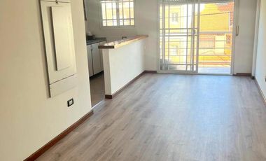 Departamento en Martinez, dos ambientes con balcón. Luminoso!! Apto credito y profesional