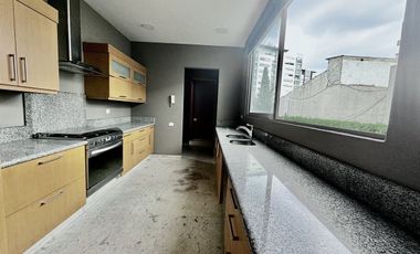 Venta casa en Santa Fe con Terraza y Jardín