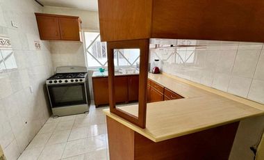 Casa en renta en Veracruz Col. Ejido Primero de Mayo Norte amueblada con alberca