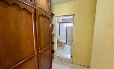 Casa en renta en Veracruz Col. Ejido Primero de Mayo Norte amueblada con alberca