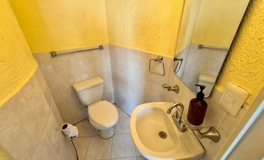 Casa en renta en Veracruz Col. Ejido Primero de Mayo Norte amueblada con alberca