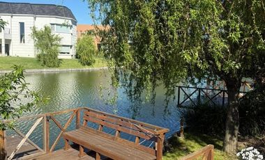 Casa 5 ambientes a la laguna en alquiler - Barrio Privado Las Golondrinas - Hudson