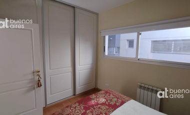Departamento 3 ambientes con balcón y COCHERA en alquiler temporario en Haedo