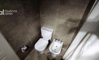 Departamento 3 ambientes con balcón y COCHERA en alquiler temporario en Haedo