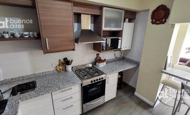 Departamento 3 ambientes con balcón y COCHERA en alquiler temporario en Haedo