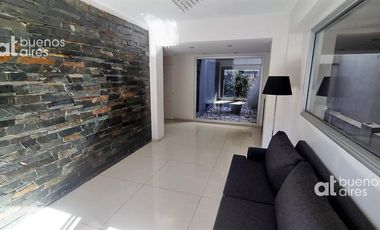 Departamento 3 ambientes con balcón y COCHERA en alquiler temporario en Haedo