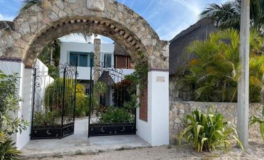 Casa en venta en Telchac Puerto, Yucatan.