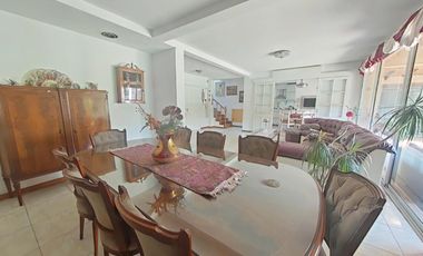 CASA EN VENTA CUATRO DORMITORIOS, SEXTA SECCIÓN, MENDOZA CON TOUR VIRTUAL INMOBILIARIO
