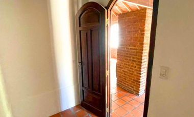 ALQUILER DOS AMBIENTES