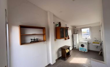 ALQUILER TRIPLEX 3 AMBIENTES EN OLIVOS