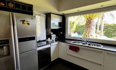 Casa en  Fincas de Iraola, lote Central, 4 habitaciones. Apto crédito. PRECIO DE CIERRE!!!!!