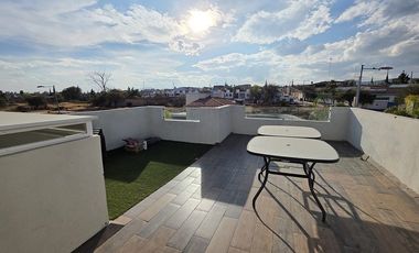 Casa con Roof Garden en Real Campestre en Venta