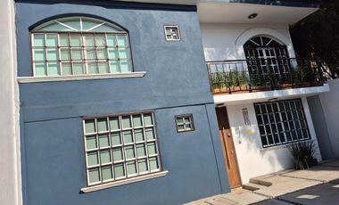 VENTA CASA EN VIVEROS DE LA LOMA