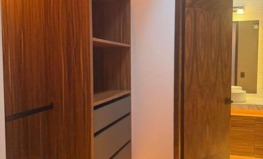 Se Vende Residencia de Lujo en Rancho San Juan – Zona Esmeralda