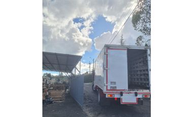 Alquilo grandiosa bodega en Guarne Antioquía