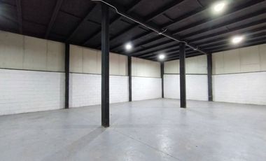 Alquilo grandiosa bodega en Guarne Antioquía